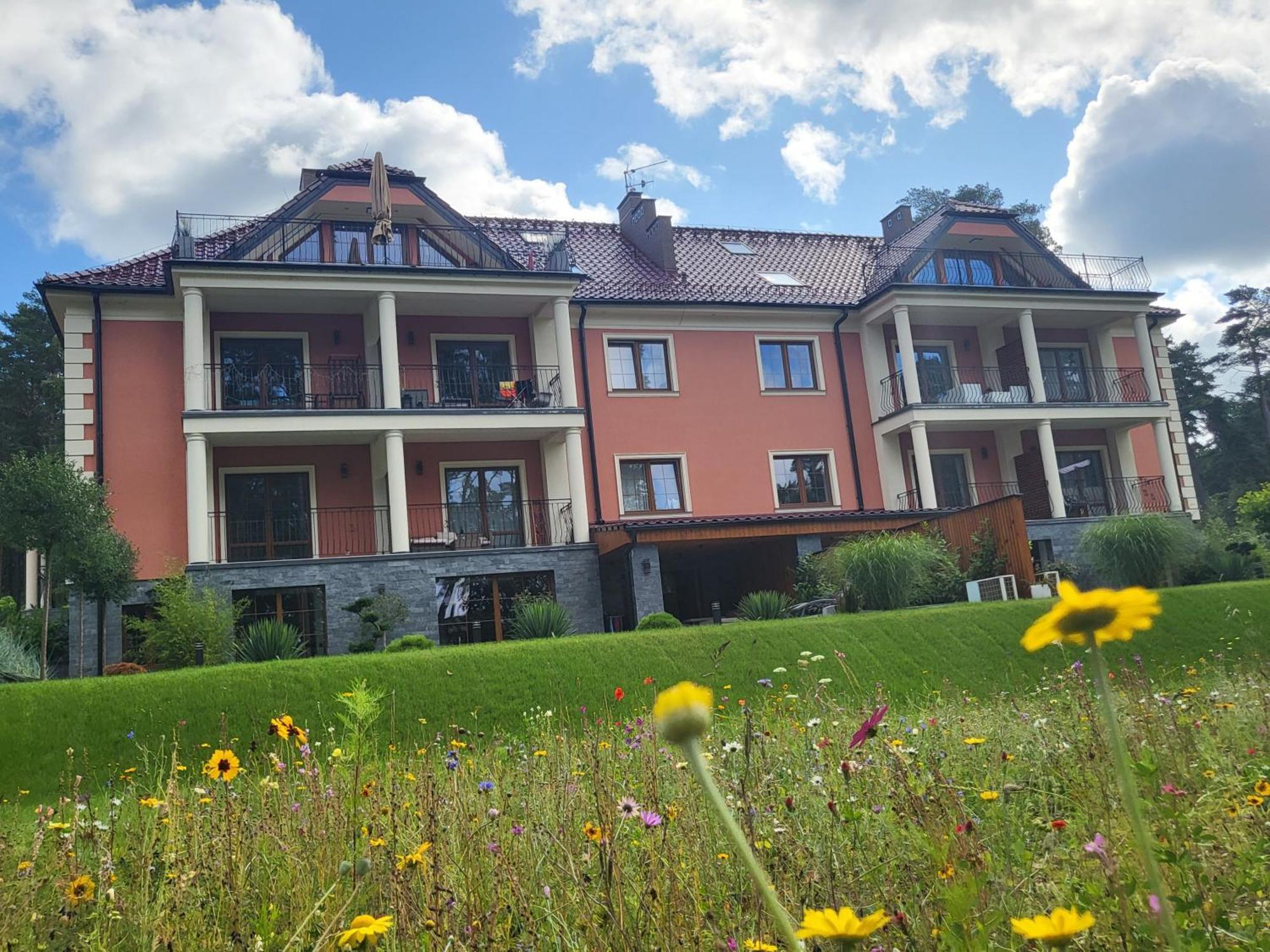 Apartament Przy Jeziorze Borne Sulinowo Bagian luar foto